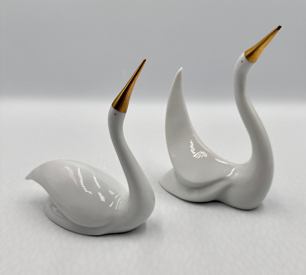 Hollohaza Art Deco Vintage Hungarian Porcelain Swans
